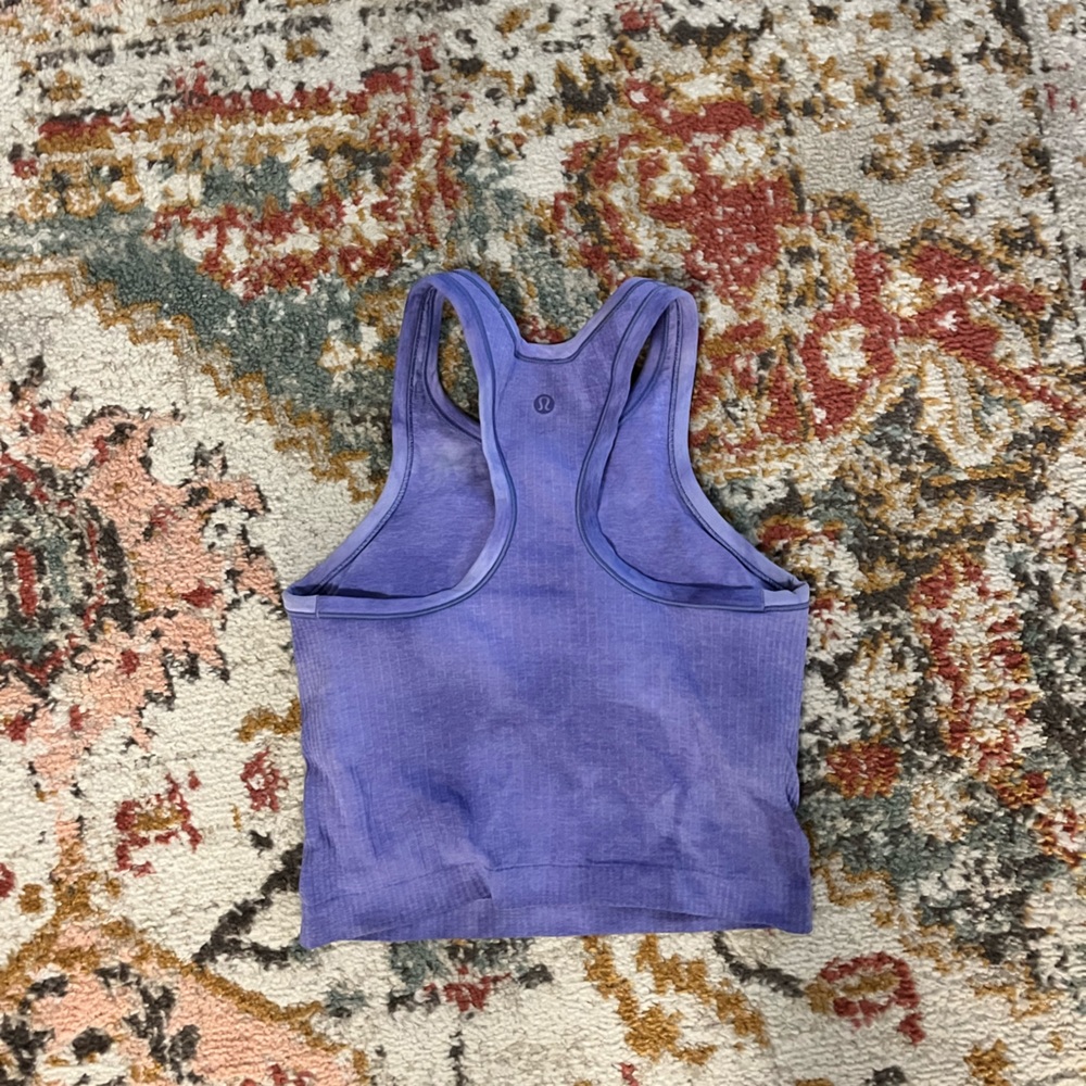 Lululemon Ebb to street Cropped Racerback. Size 4